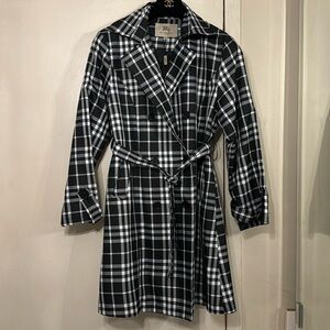 BURBERRY-BNWT rare black and white plaid 3/4 double breasted rain coat i…